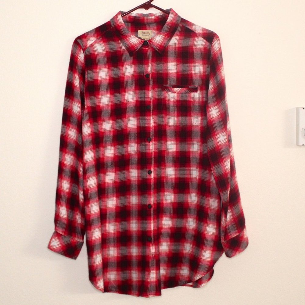 Boston Traders Button Down Long top Size M